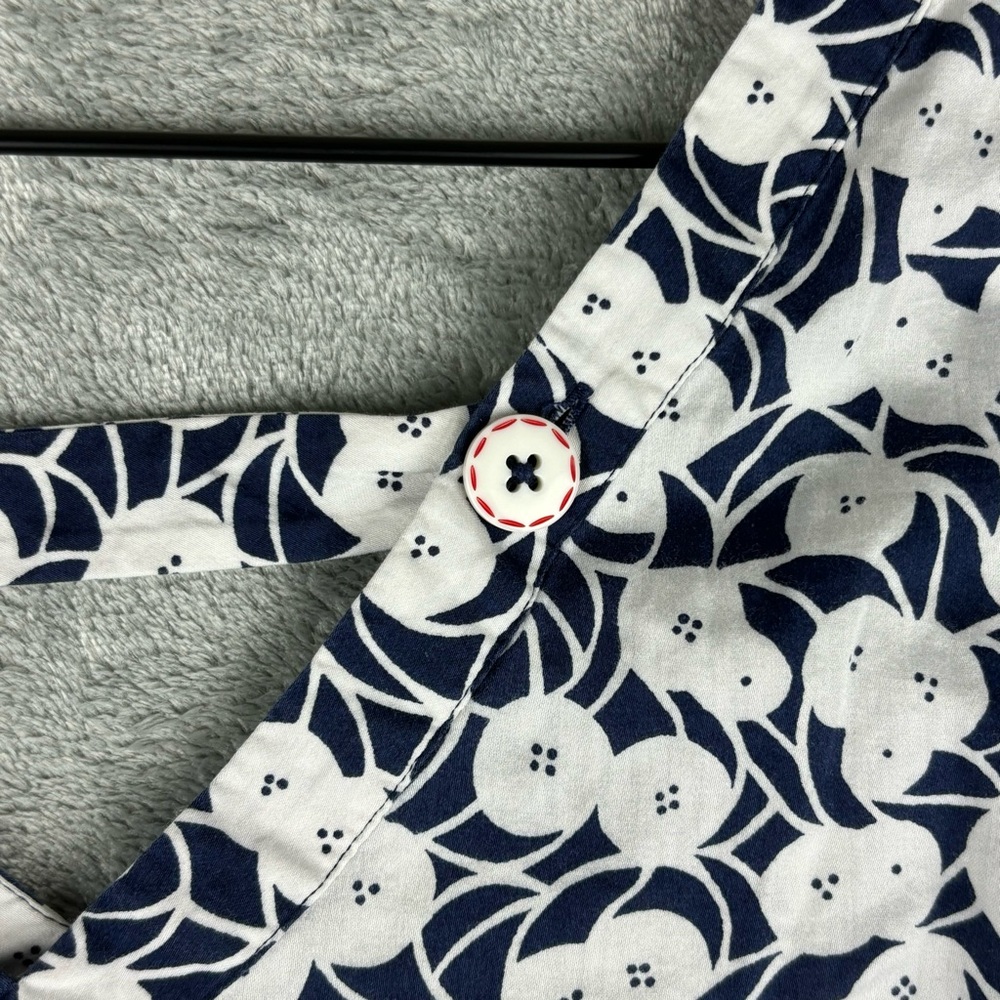 Anthropologie Postmark Top Womens 12 Blue White Floral V-Neck - Picture 14 of 16